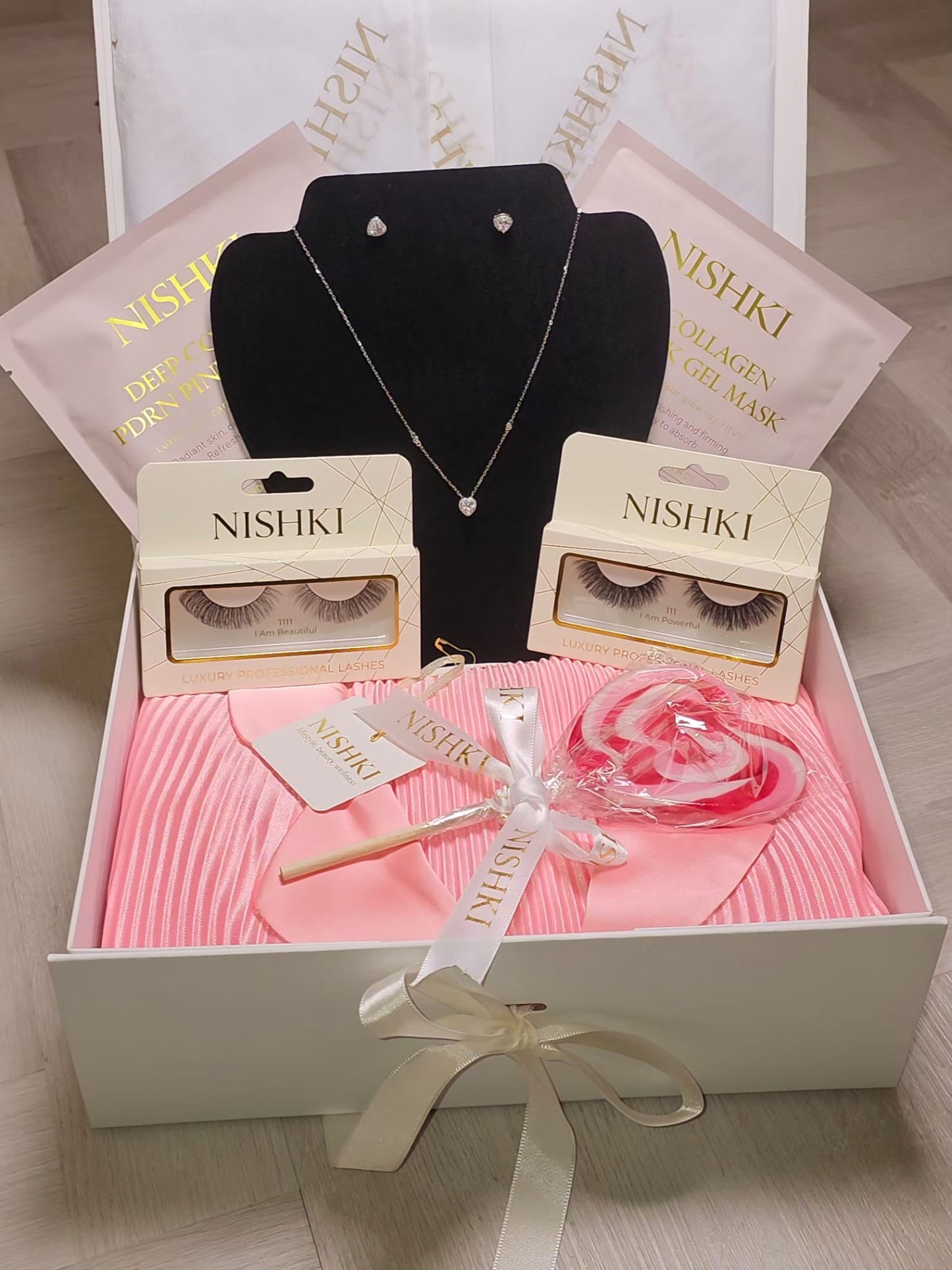 The NISHKI All About Her Set