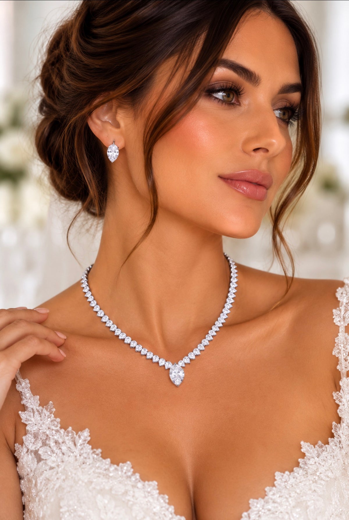 NISHKI Valentina Pear Crystal Necklace & Earring Set