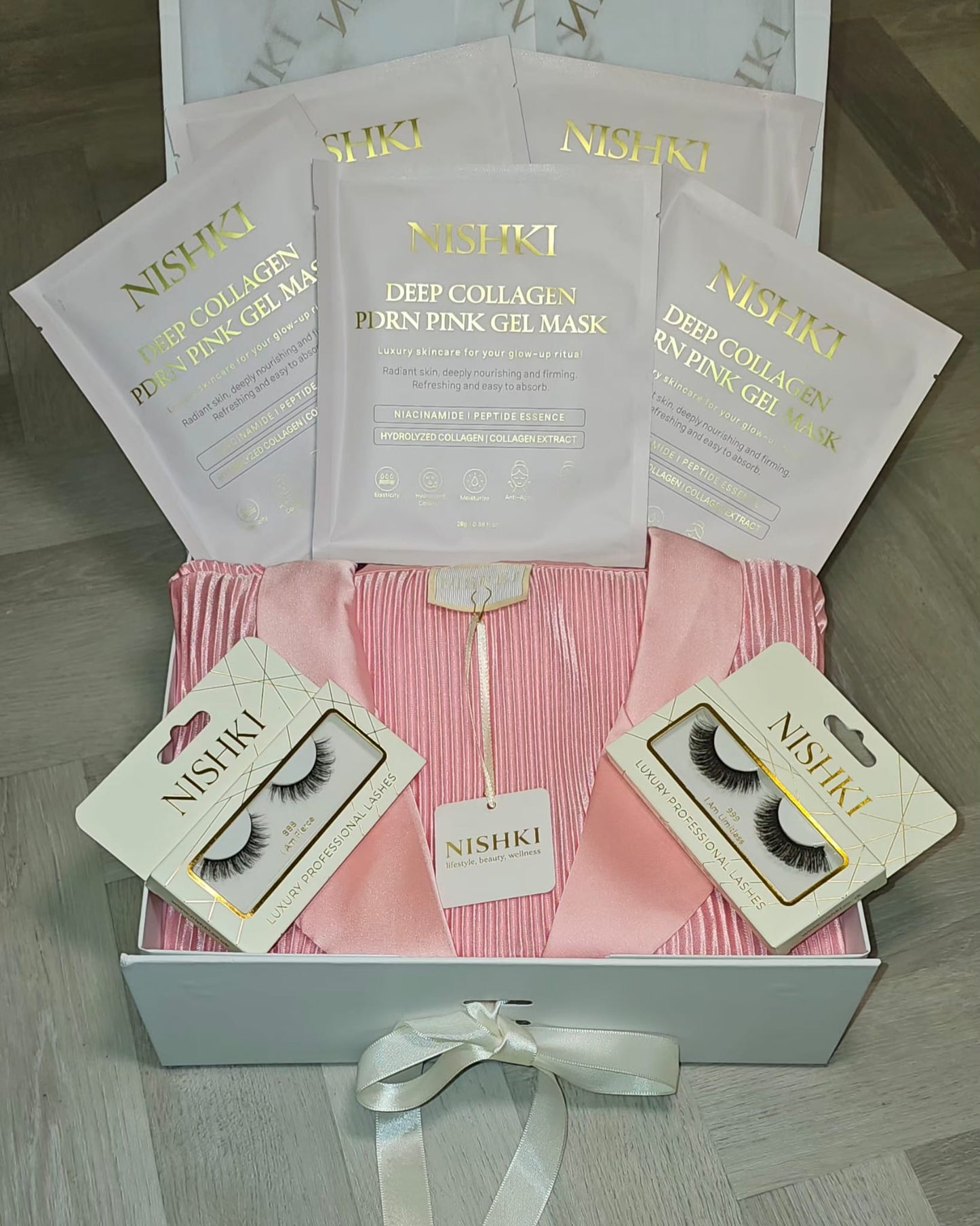 The NISHKI Lash Up Luxe Gift Set