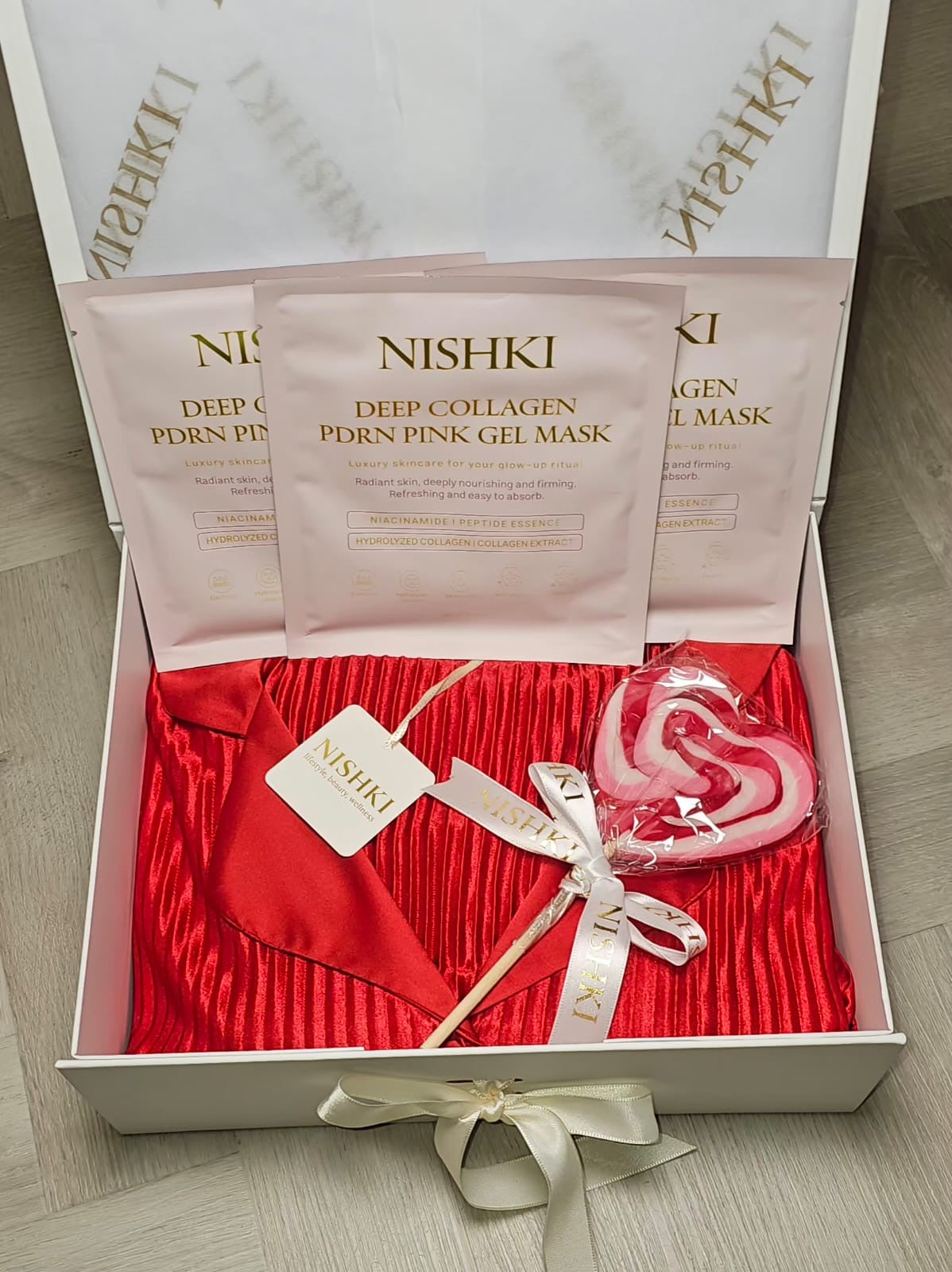 The NISHKI Sweetheart Set