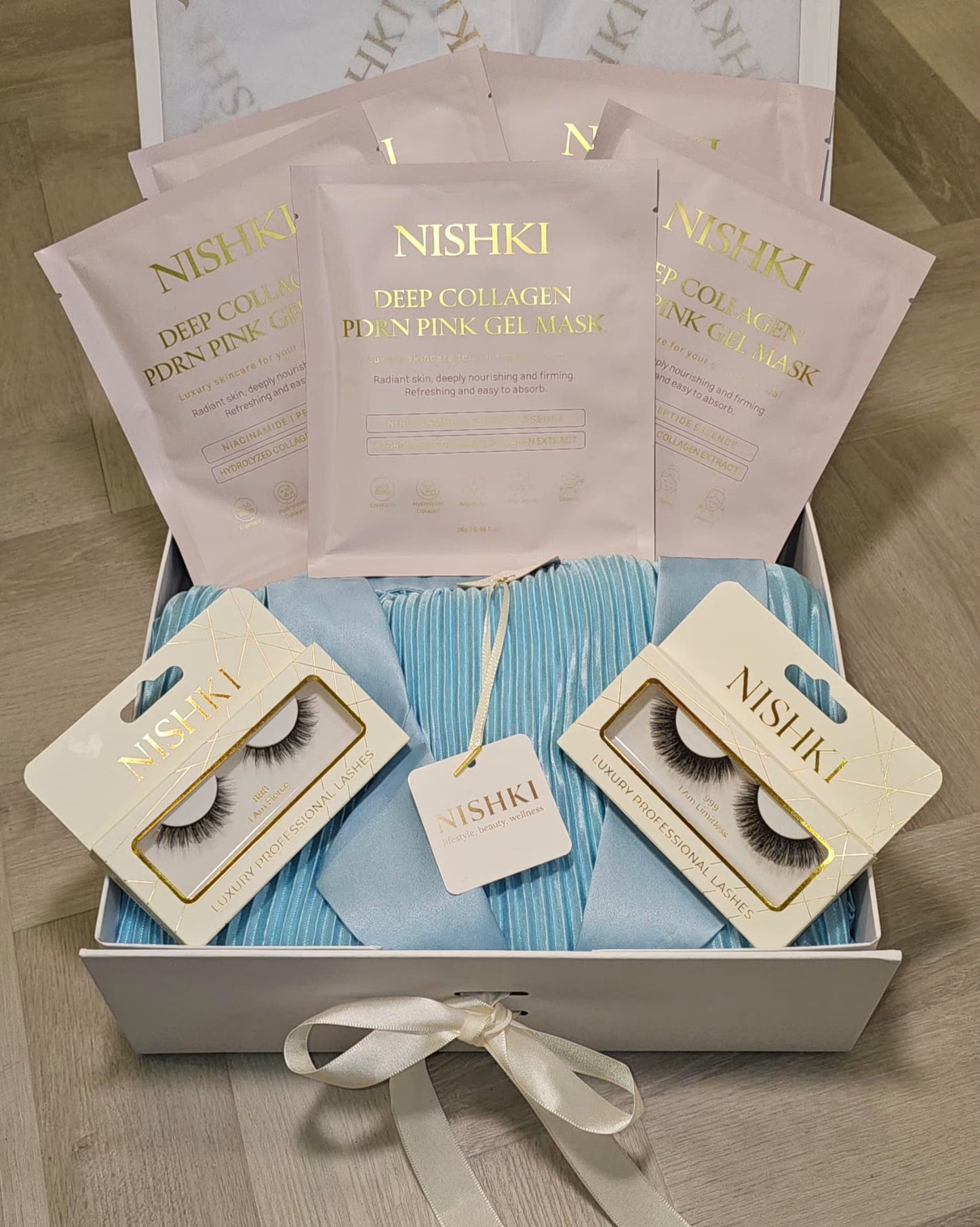 The NISHKI Lash Up Luxe Gift Set