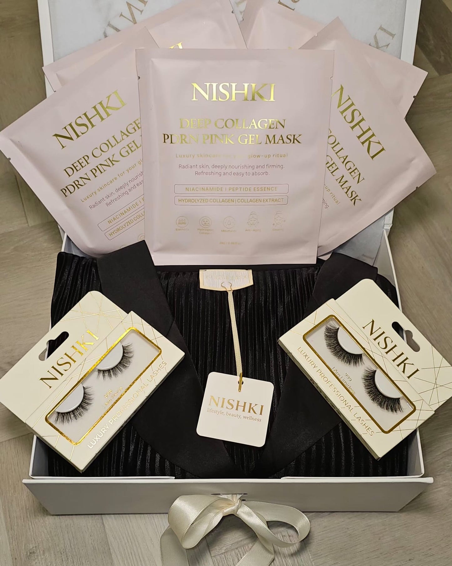 The NISHKI Lash Up Luxe Gift Set